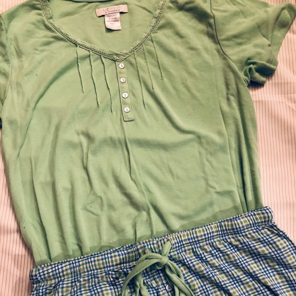 💙💚Liz Claiborne Pajama Set💚💙 - Picture 1 of 3
